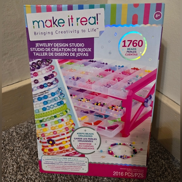 Brand new in the box, Make It Real 2,016 piece Jewelry Design Studio & organizer - Picture 2 of 5